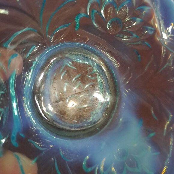 Fenton Opalescent Blue Glass Bowl Water Lily Cattails Ruffled Vintage 5 1/4" - Picture 10 of 13